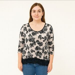 Agenda Black White Floral Lace Top With Scoop Neck Size XL